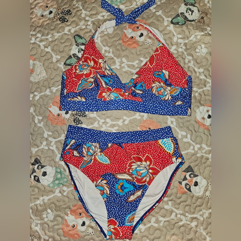 Venus Womens 3-piece Bikini Set Floral Halter Bikini & Matching Cover-up New